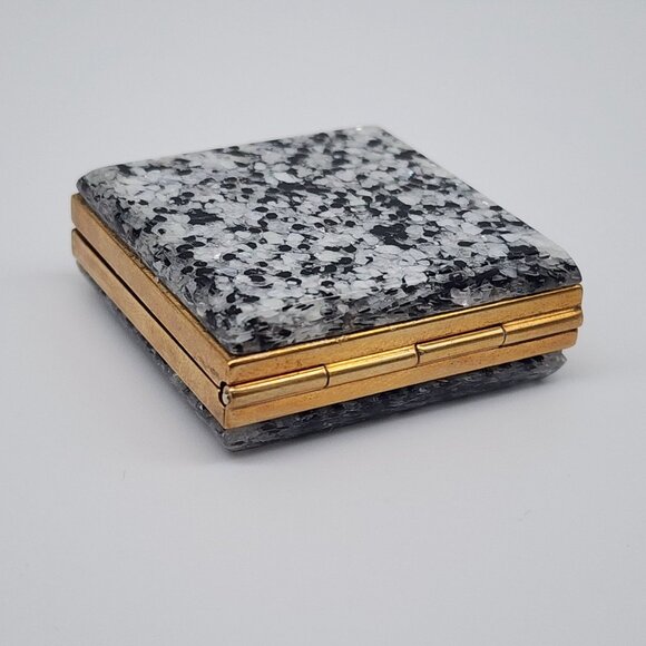 Vintage Speckled Confetti Brass & Lucite Pocket Picture Frame Brass Interior - Picture 10 of 11